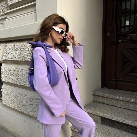 Zara STRAIGHT CUT BELTED BLAZER - Picture 2 of 16